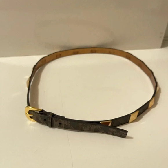 Michael Kors, beautiful brown belt with the gold buckle, studs gorgeous design - Picture 2 of 7